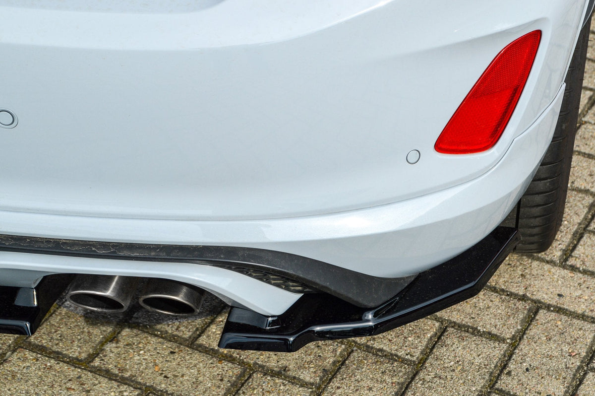 Heckansatz aus ABS für Ford Fiesta ST MK8, schwarz, passend für Ingo Noak Tuning Fahrzeug, detailreiche Fahrzeugverkleidung