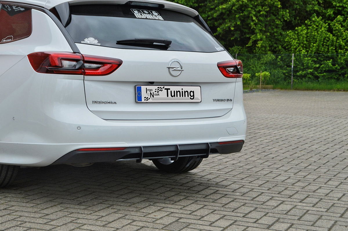 Heckansatz für Opel Insignia B Sportstourer OPC Line ab 2017, Ingo Noak Tuning, aus Kunststoff, zeigt den eleganten Fahrzeugheckbereich.