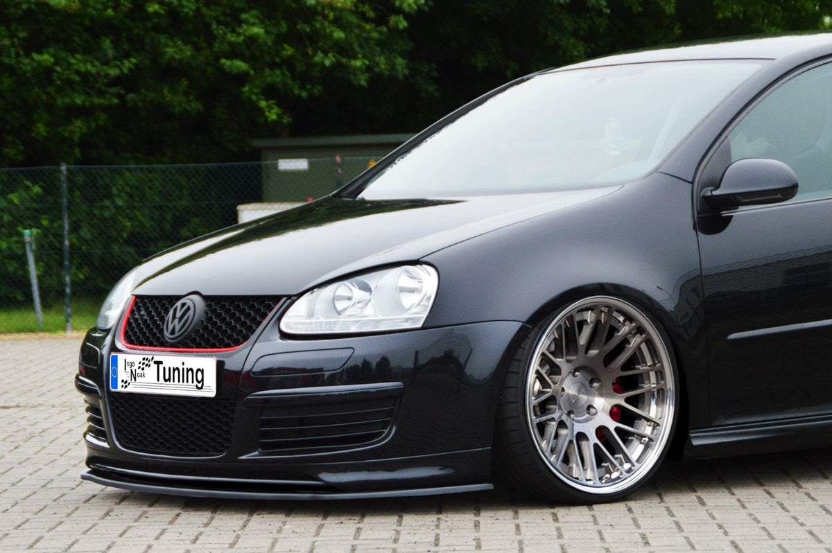 Vordere Spoilerlippe für VW Golf 5 GTI ED.30, Ingo Noak Tuning, aus Kunststoff, zeigt den Frontspoiler im Blickfeld