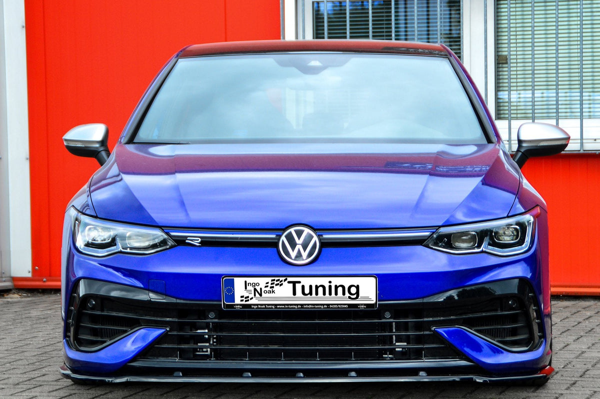 Frontspoilerlippe für VW Golf 8 R von Ingo Noak Tuning, sportliche Stoßstangenverkleidung, sichtbar auf dem Bild.