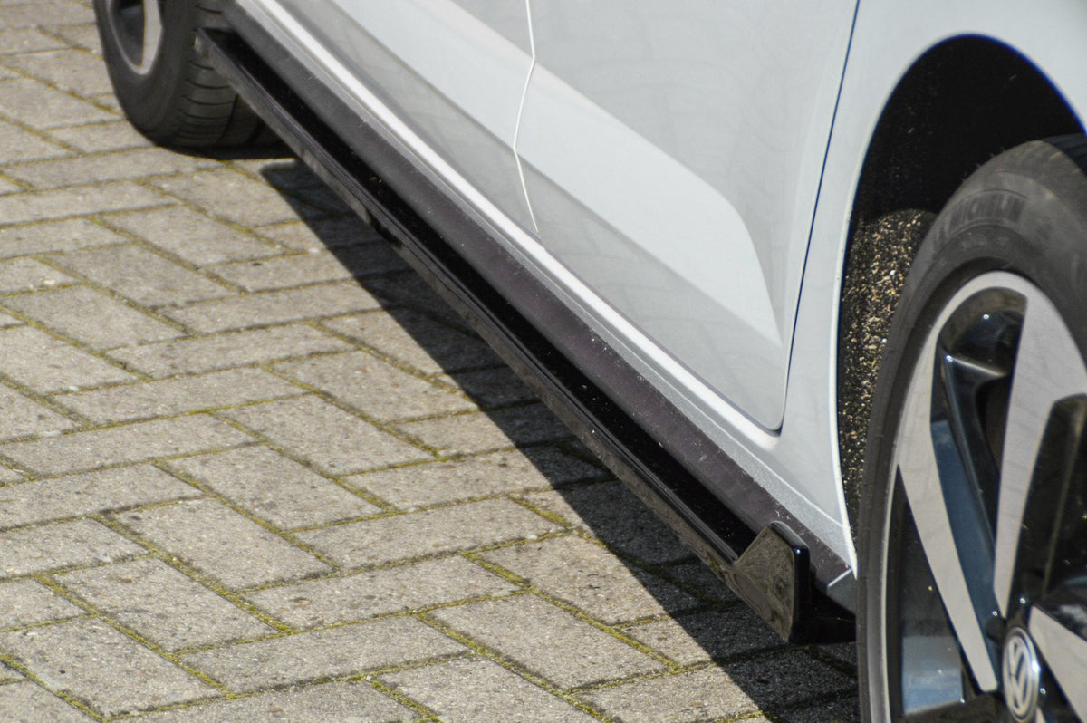 Ingo Noak Tuning Bodykit für VW Polo 6 GTI 2G (AW) mit Stoßstangen, Seitenschwellern und Heckdiffusor, in schwarzer Lackierung