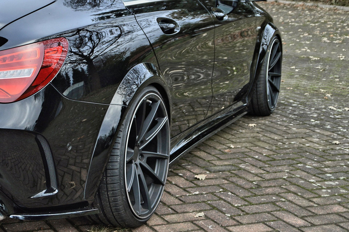 Radlaufverbreiterung Set für Mercedes Benz CLA 45AMG, MOPF C117 / 245G - Ingo Noak Tuning
