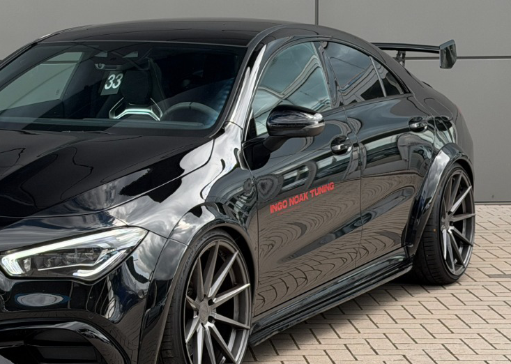 Seitenschweller mit Wing vorne aus ABS für Mercedes CLA 35/45 AMG, Ingo Noak Tuning, sportliches Styling, schwarze Oberfläche