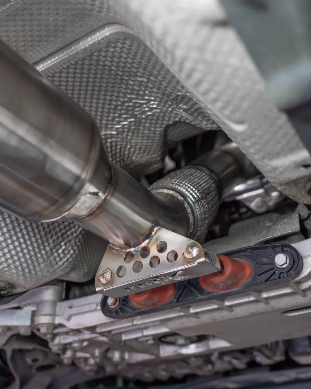 Bull-X Downpipe 3"/ 3.5" Oberteil VAG 2.0 T(F)SI 180/220PS (mit ECE*)