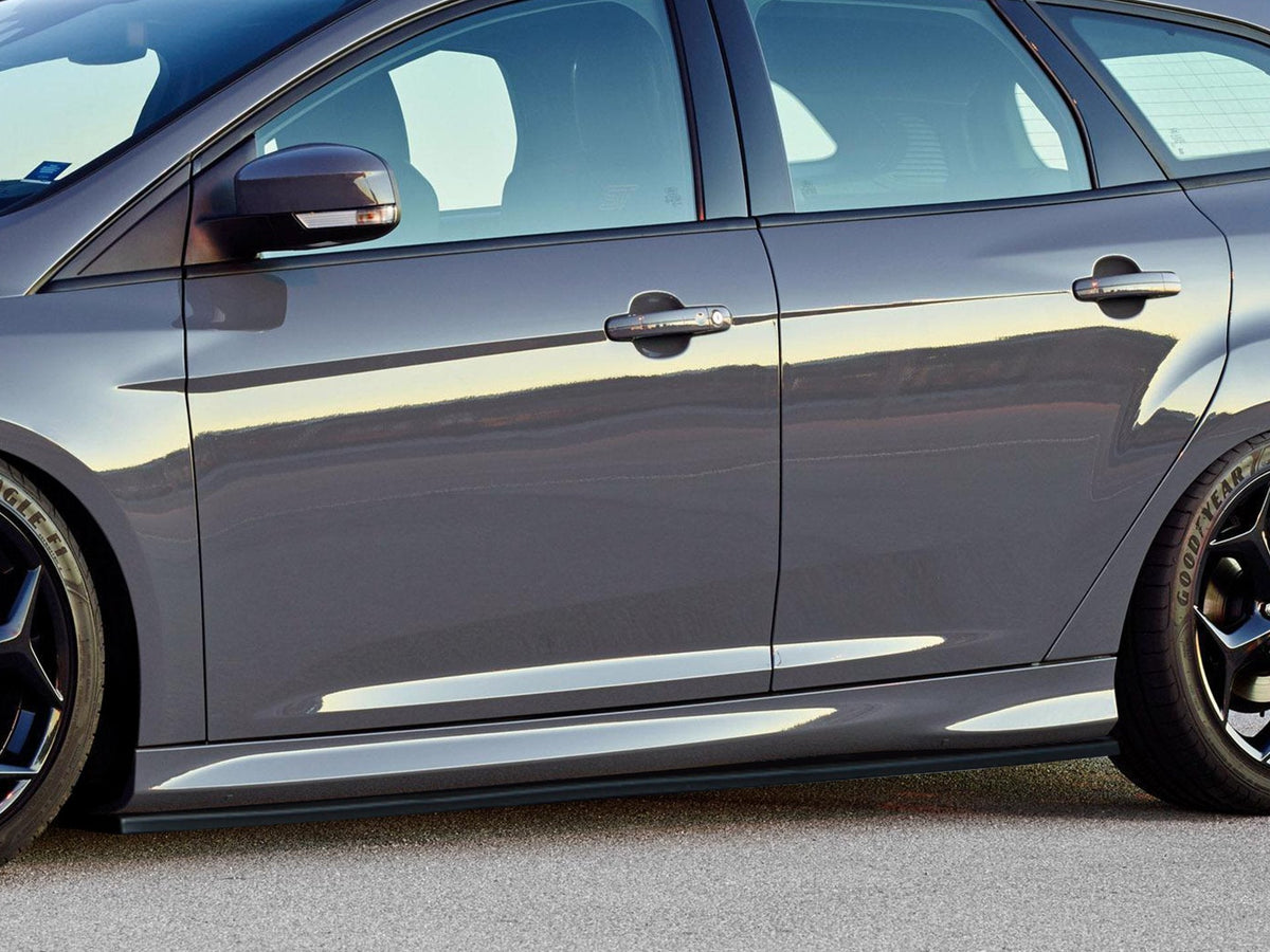 Seitenschweller im Cup Look für Ford Focus RS DYB-RS ab Bj. 2016