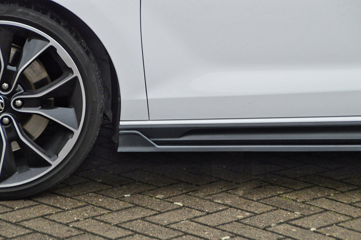 Bodykit für Hyundai I30N, inklusive Stoßfänger und Seitenschweller, von Ingo Noak Tuning, ab Baujahr 2017-2021