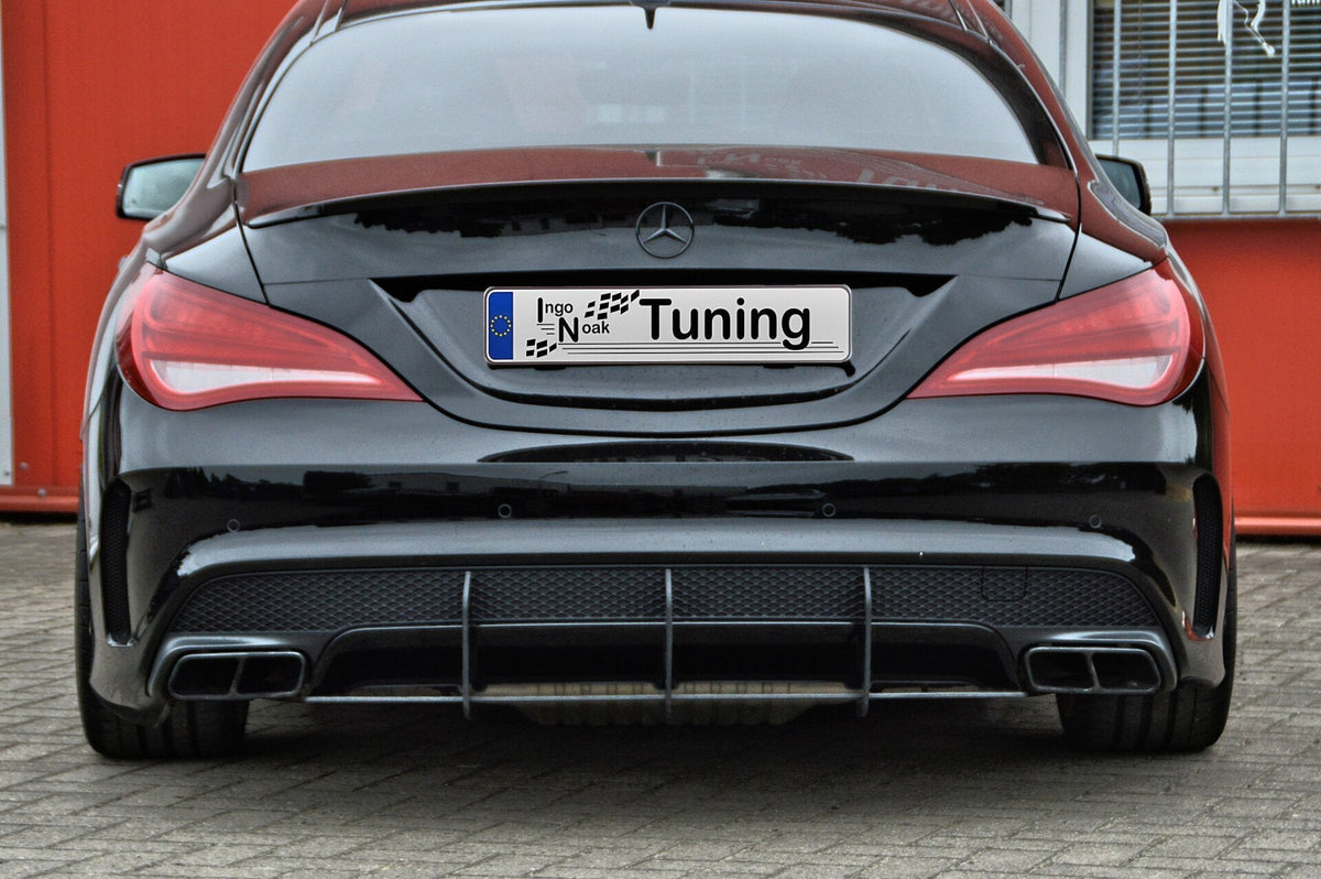 Heckansatz für Mercedes A45 AMG Vorfacelift, 2012-2015, von Ingo Noak Tuning, zeigt die Heckstoßstange und Designdetails