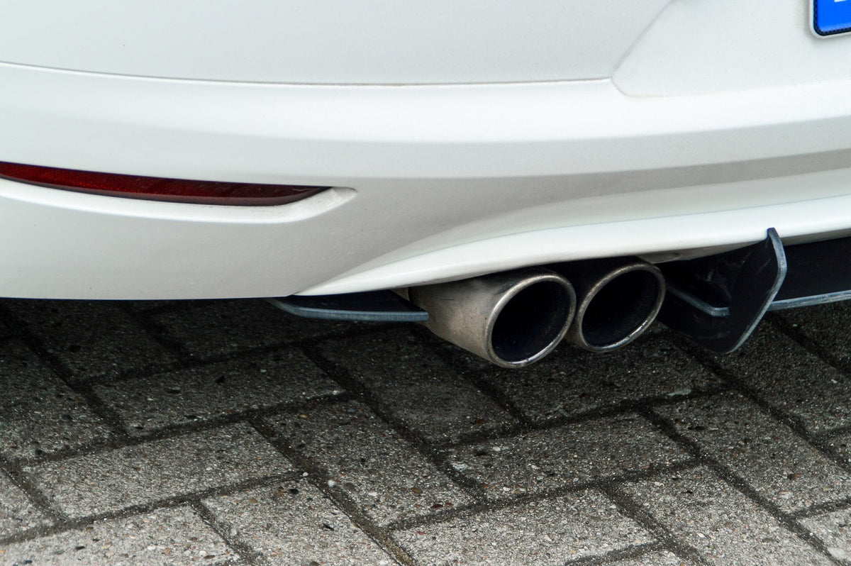 gefräster Heckansatz mit Finnen für VW Scirocco 3