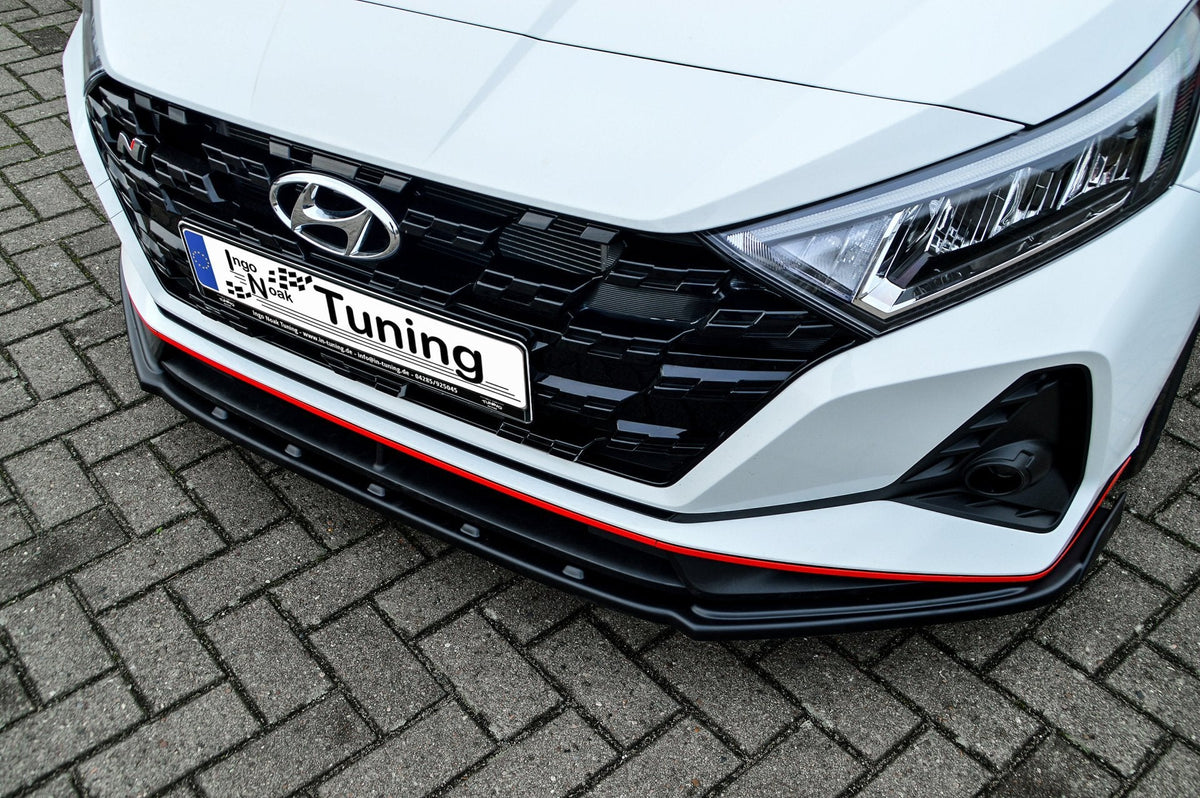 Frontspoilerlippe mit Wing für Hyundai I20N, Ingo Noak Tuning, sportliches Auto-Design, sichtbare Spoilerdetails, aerodynamischer Look
