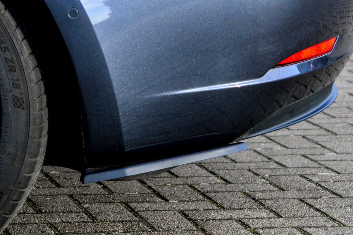 Heckansatz Seitenteile für Tesla Model 3 ab Bj. 2017