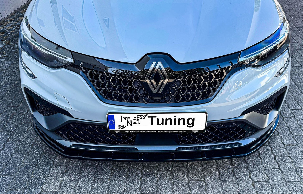 Ingo Noak Tuning Cup Frontspoiler für Renault Arkana RS-Line, zeigt das Spoilerschwert aus Kunststoff in schwarzer Farbe.