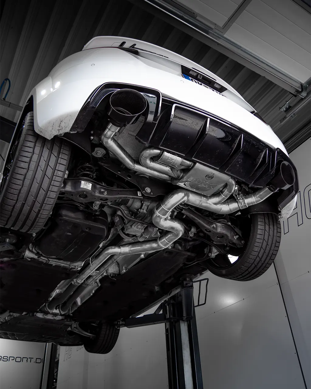 EGO-X Abgasanlage 3,5" Audi TTRS 8S quattro 400PS